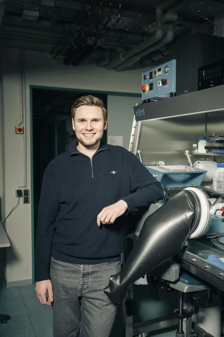 Tom Bötticher in the Litona lab.